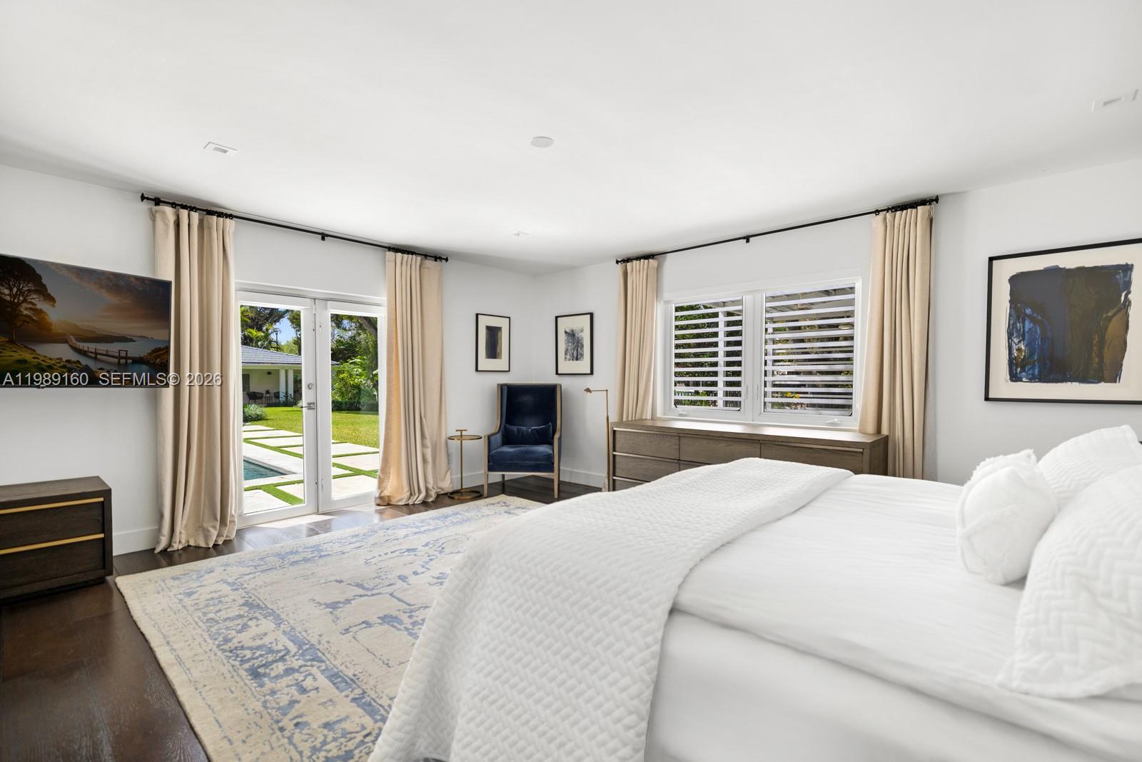 6120 Riviera Dr, Coral Gables FL 33146