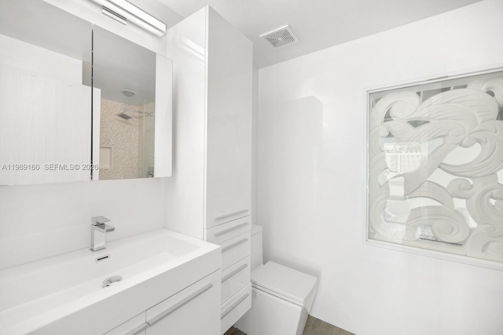 6120 Riviera Dr, Coral Gables FL 33146