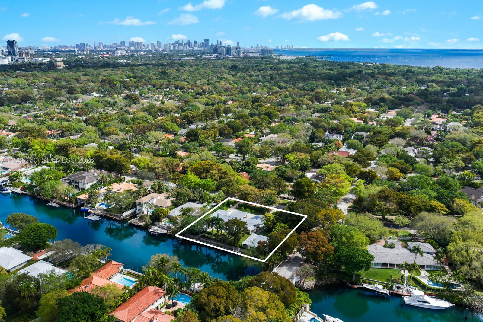 6120 Riviera Dr, Coral Gables FL 33146
