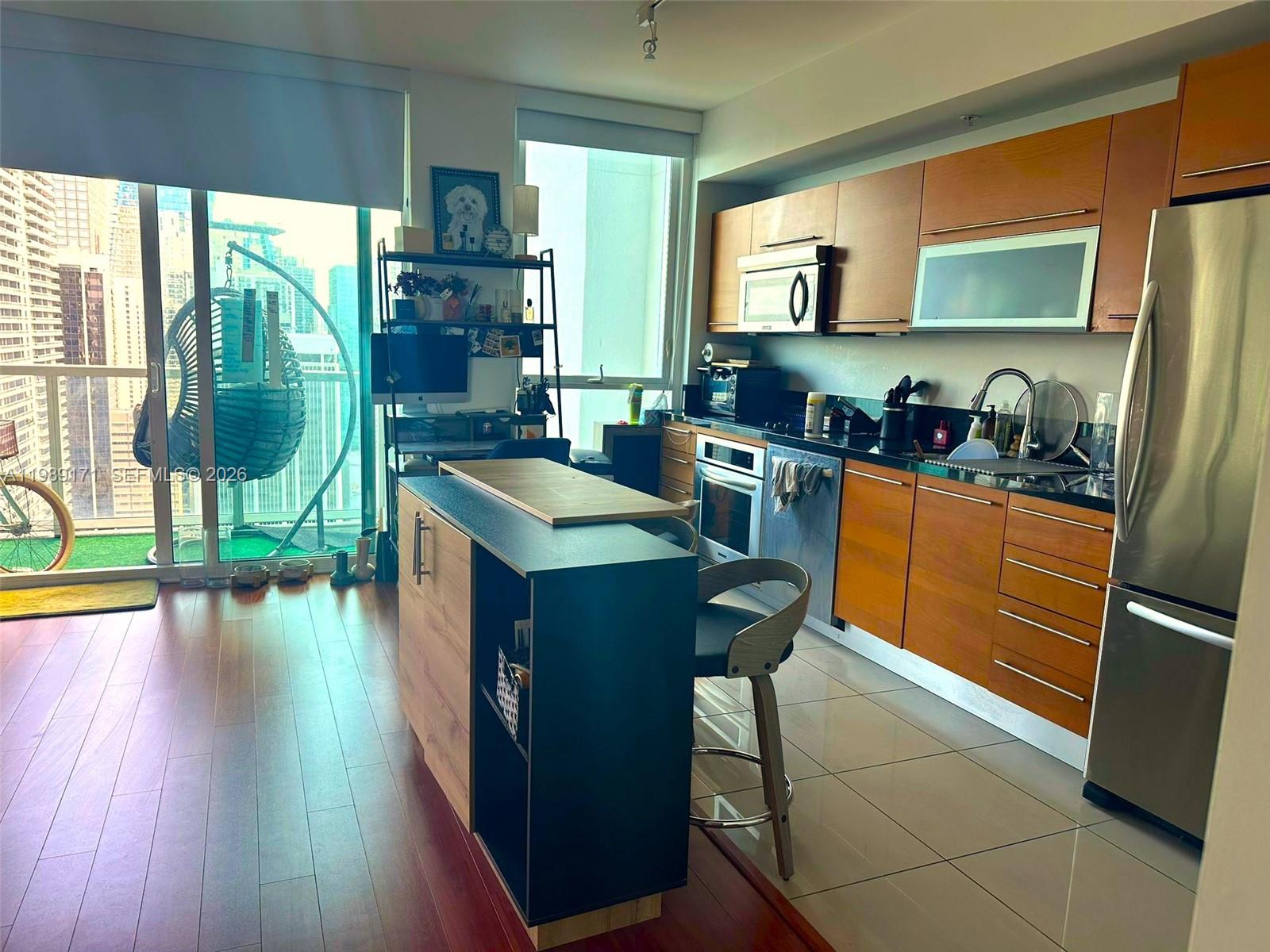 244 Biscayne Blvd #3707, Miami FL 33132