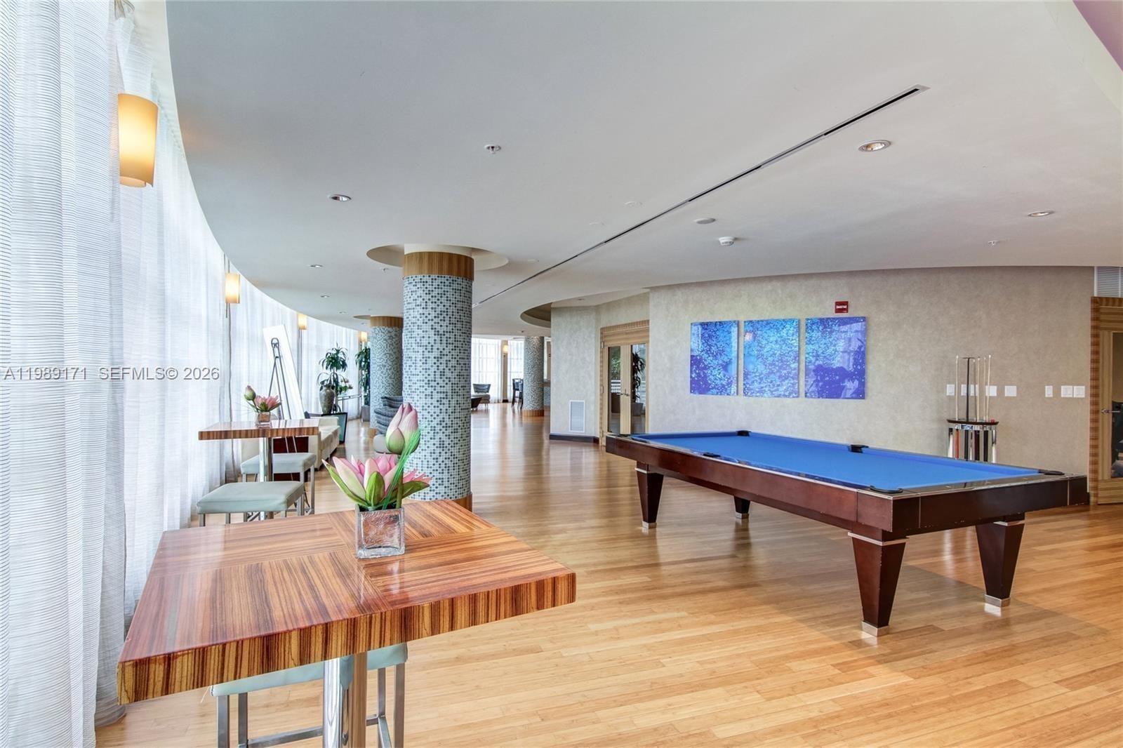 244 Biscayne Blvd #3707, Miami FL 33132