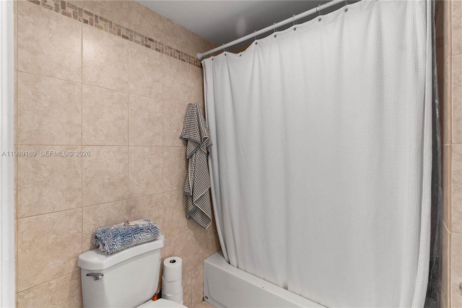 19655 E Country Club Dr #6108, Aventura FL 33180