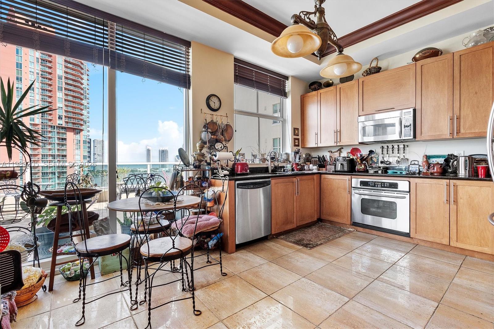 3340 NE 190th St #1808, Aventura FL 33180