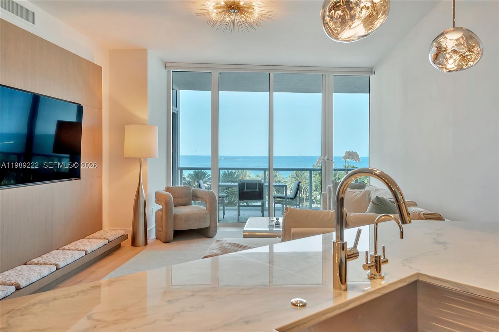 100 S Pointe Dr #708, Miami Beach FL 33139