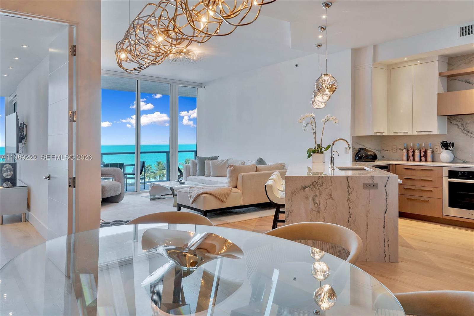 100 S Pointe Dr #708, Miami Beach FL 33139
