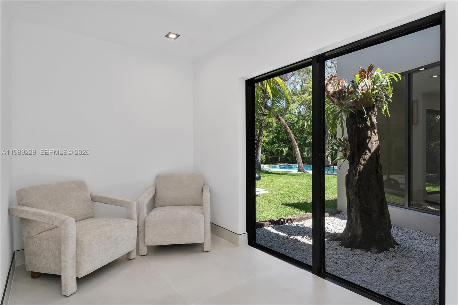 5820 SW 33rd Ln, Hollywood FL 33312