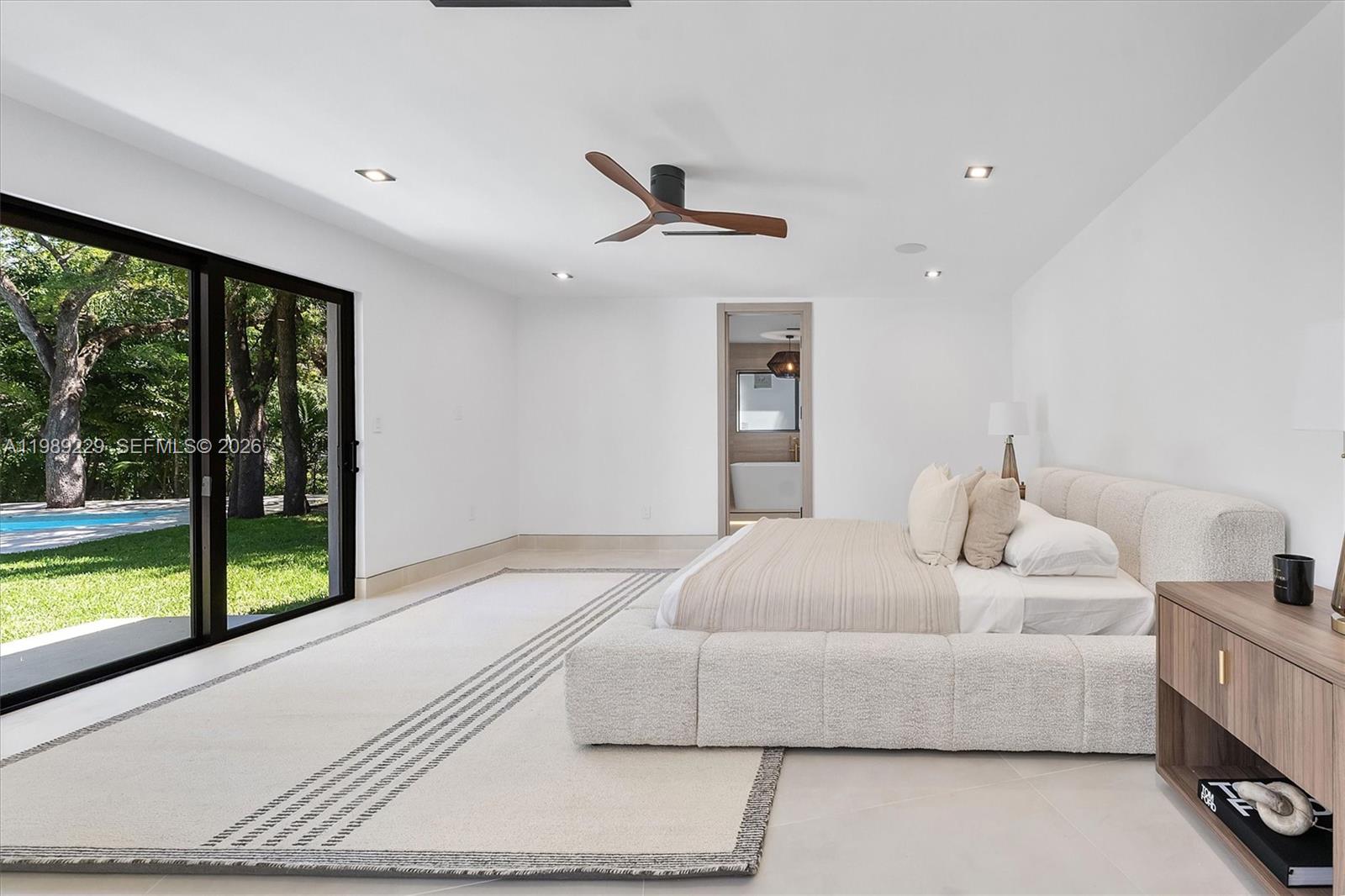 5820 SW 33rd Ln, Hollywood FL 33312