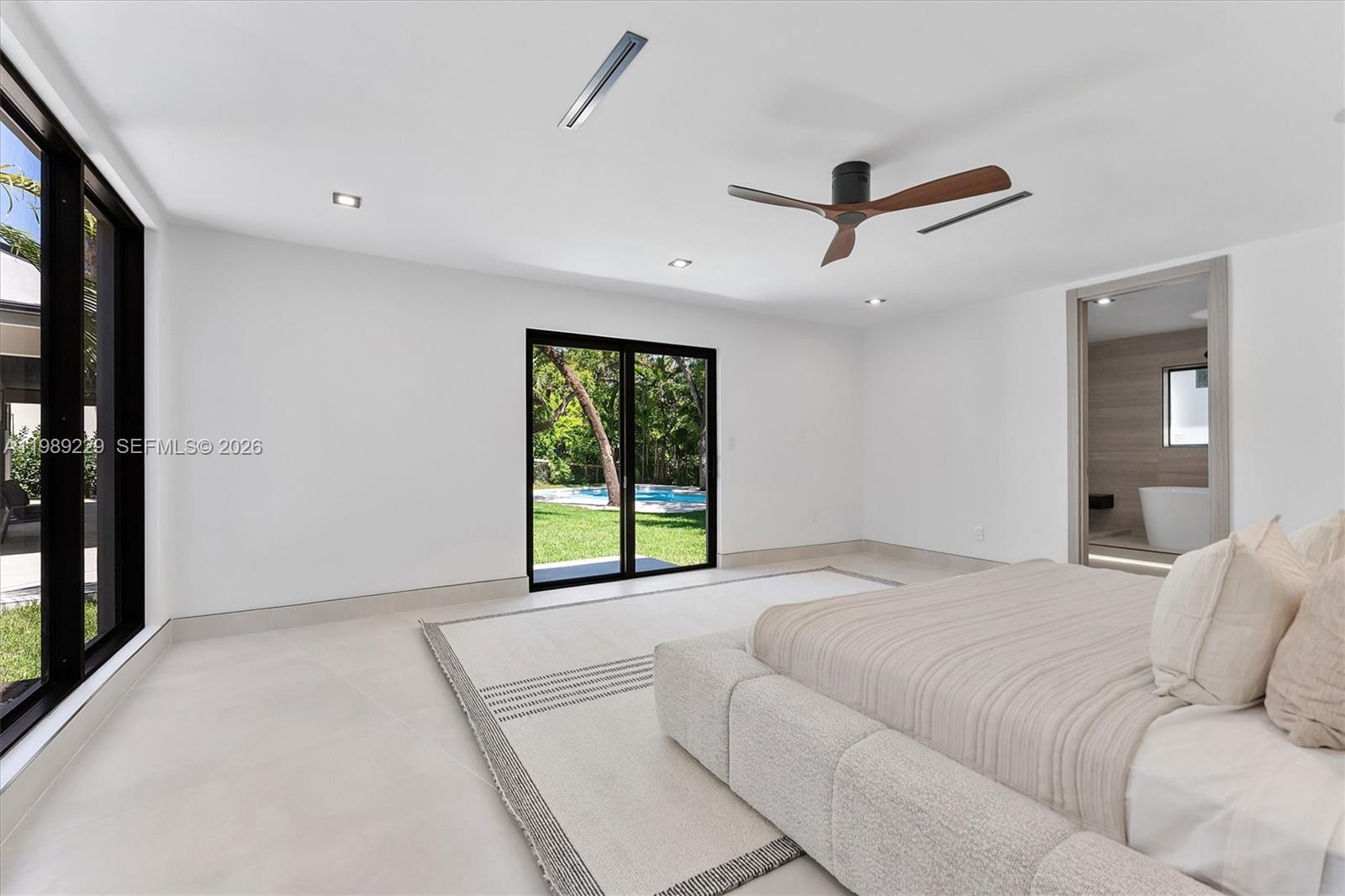 5820 SW 33rd Ln, Hollywood FL 33312