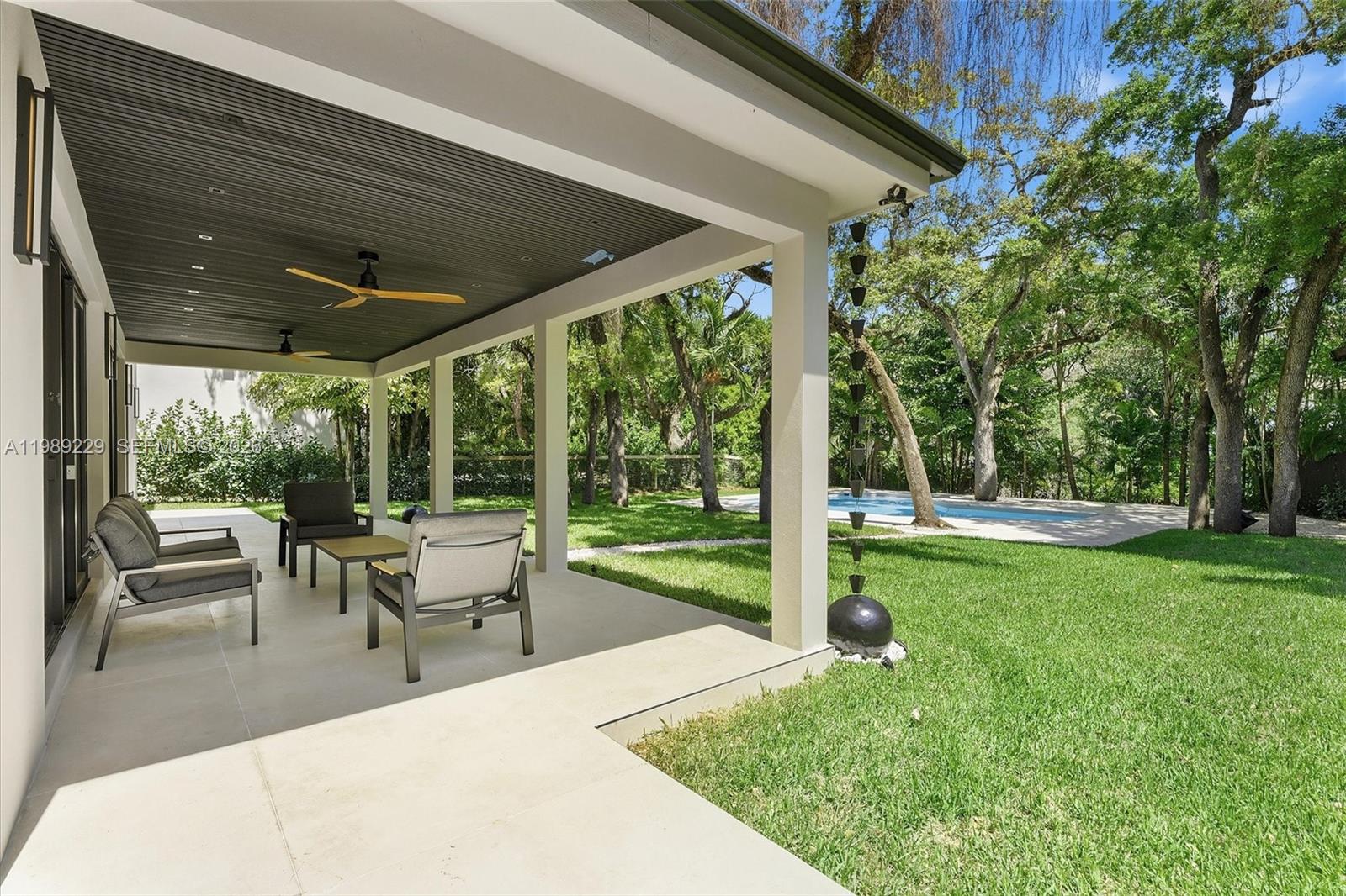 5820 SW 33rd Ln, Hollywood FL 33312