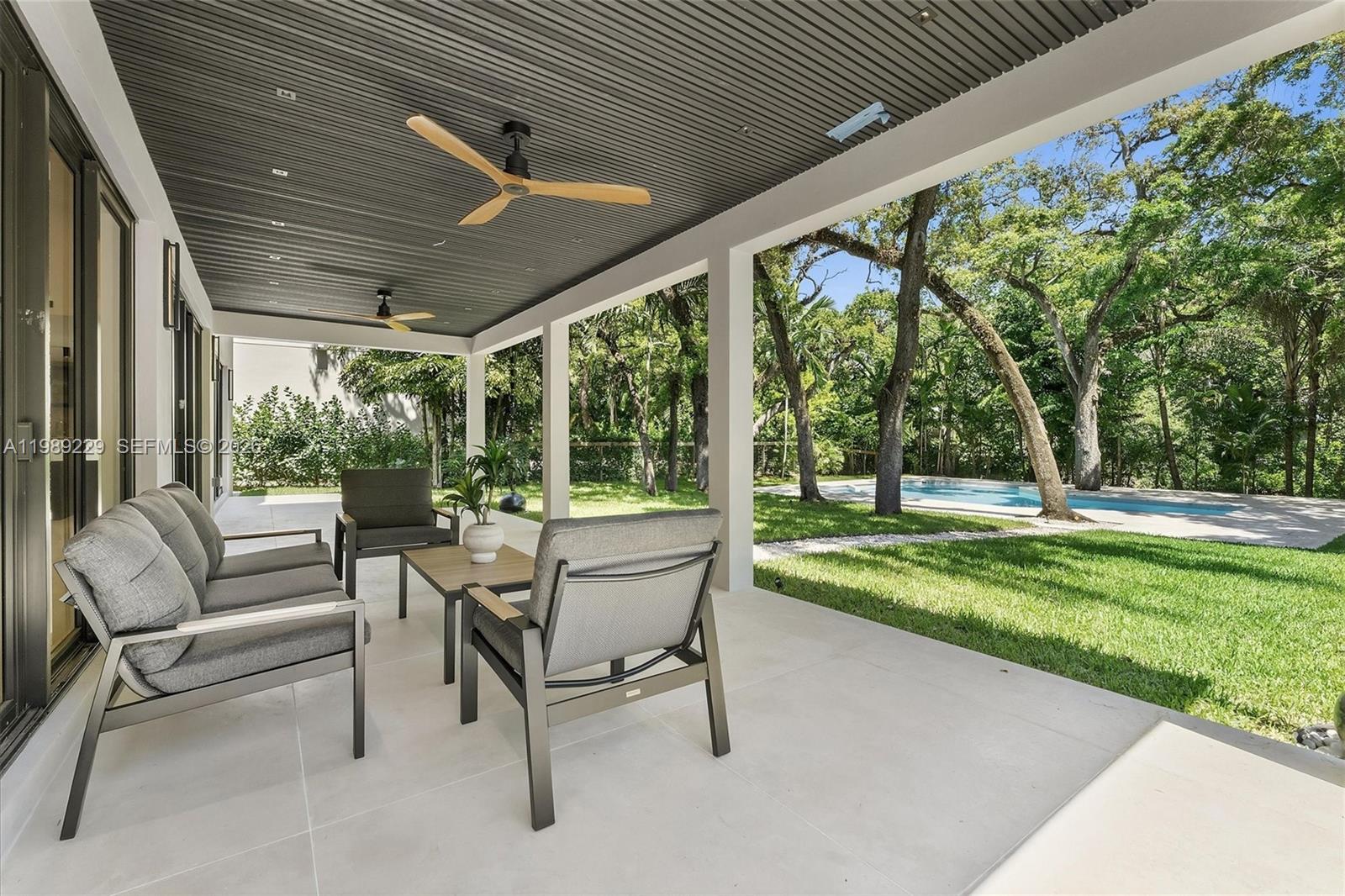 5820 SW 33rd Ln, Hollywood FL 33312