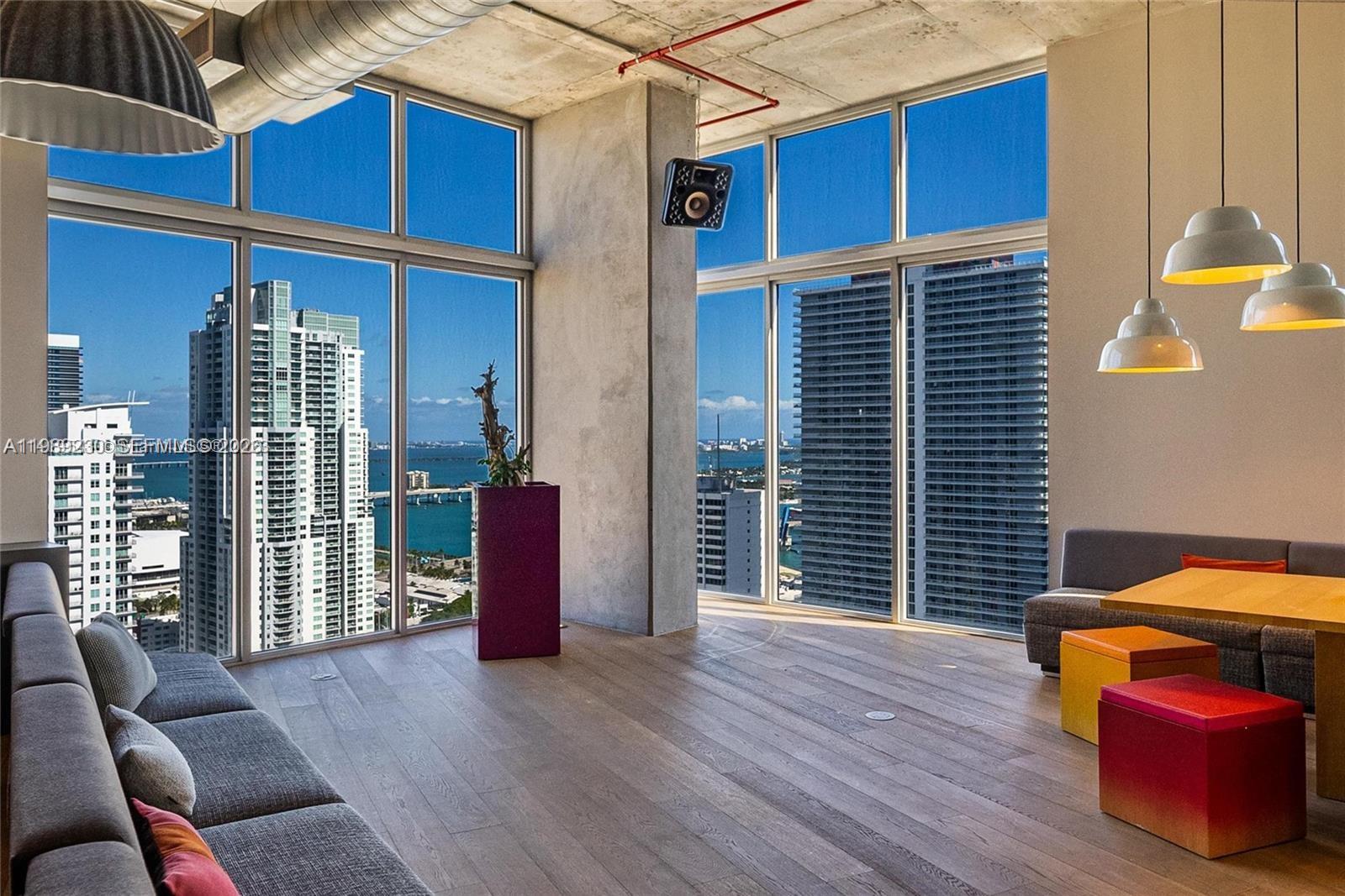 151 SE 1st St #1608, Miami FL 33131