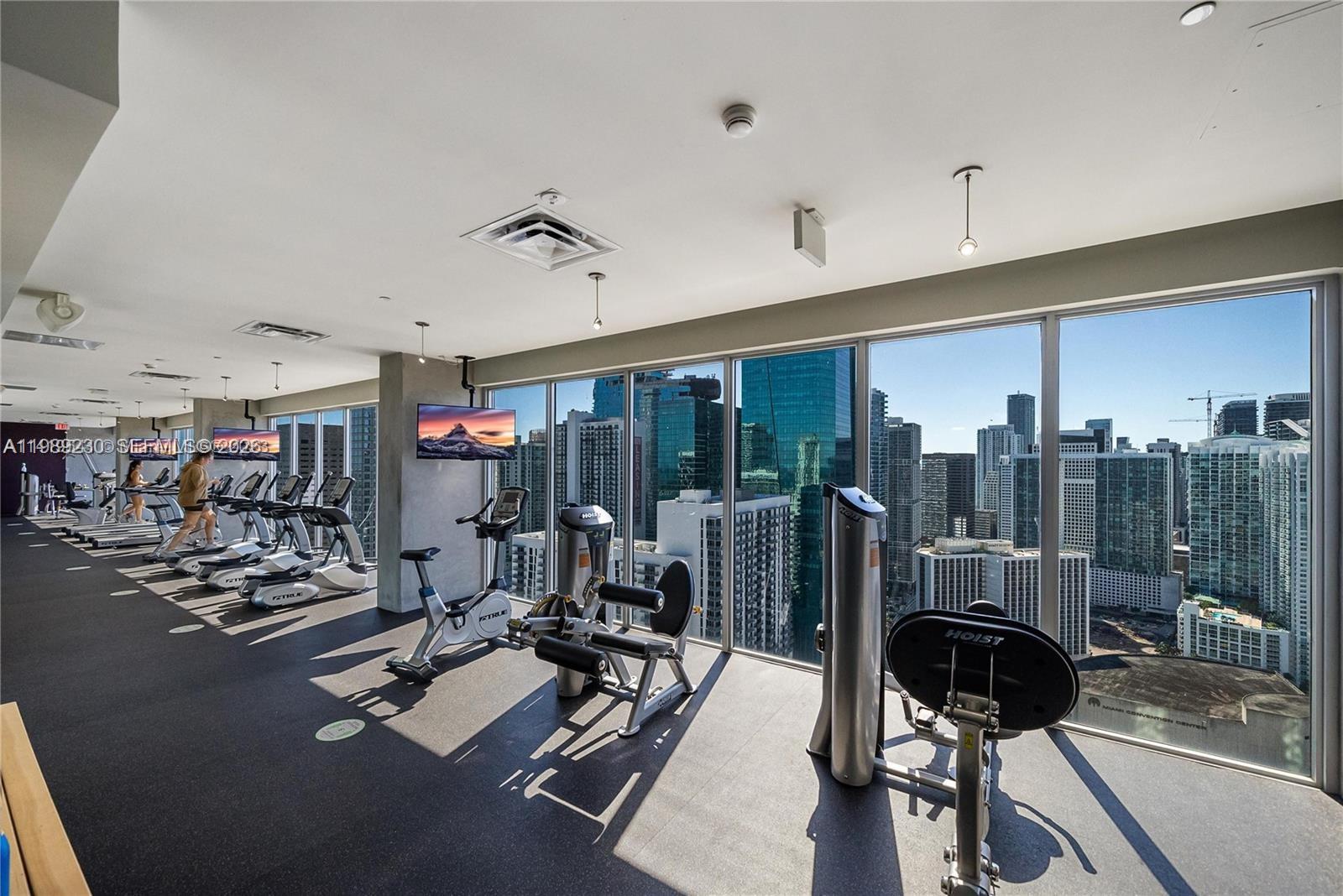 151 SE 1st St #1608, Miami FL 33131