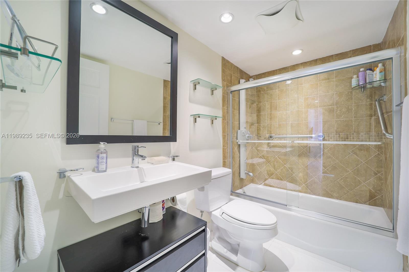 251 Crandon Blvd #136, Key Biscayne FL 33149
