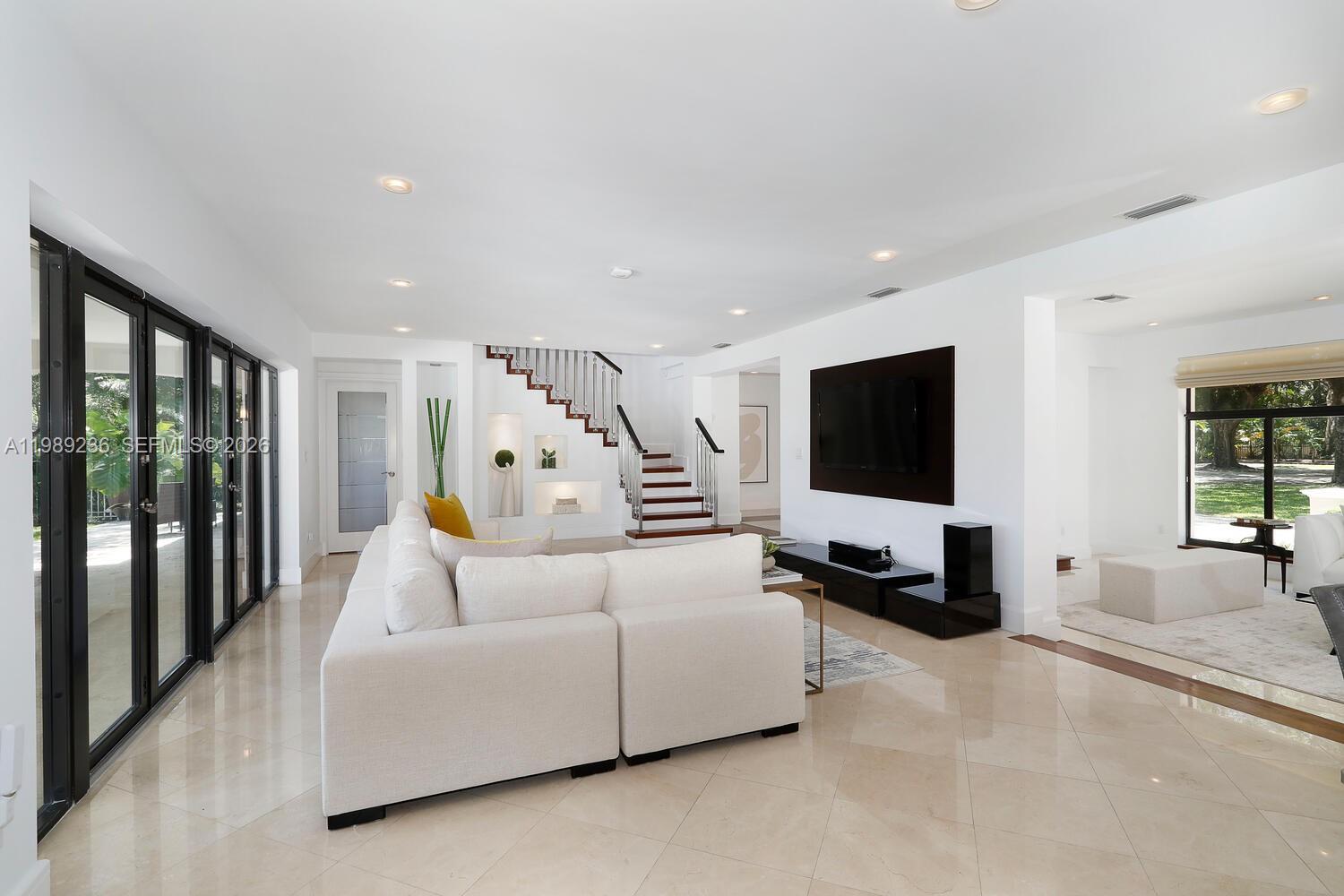 3425 Alhambra Cir, Coral Gables FL 33134