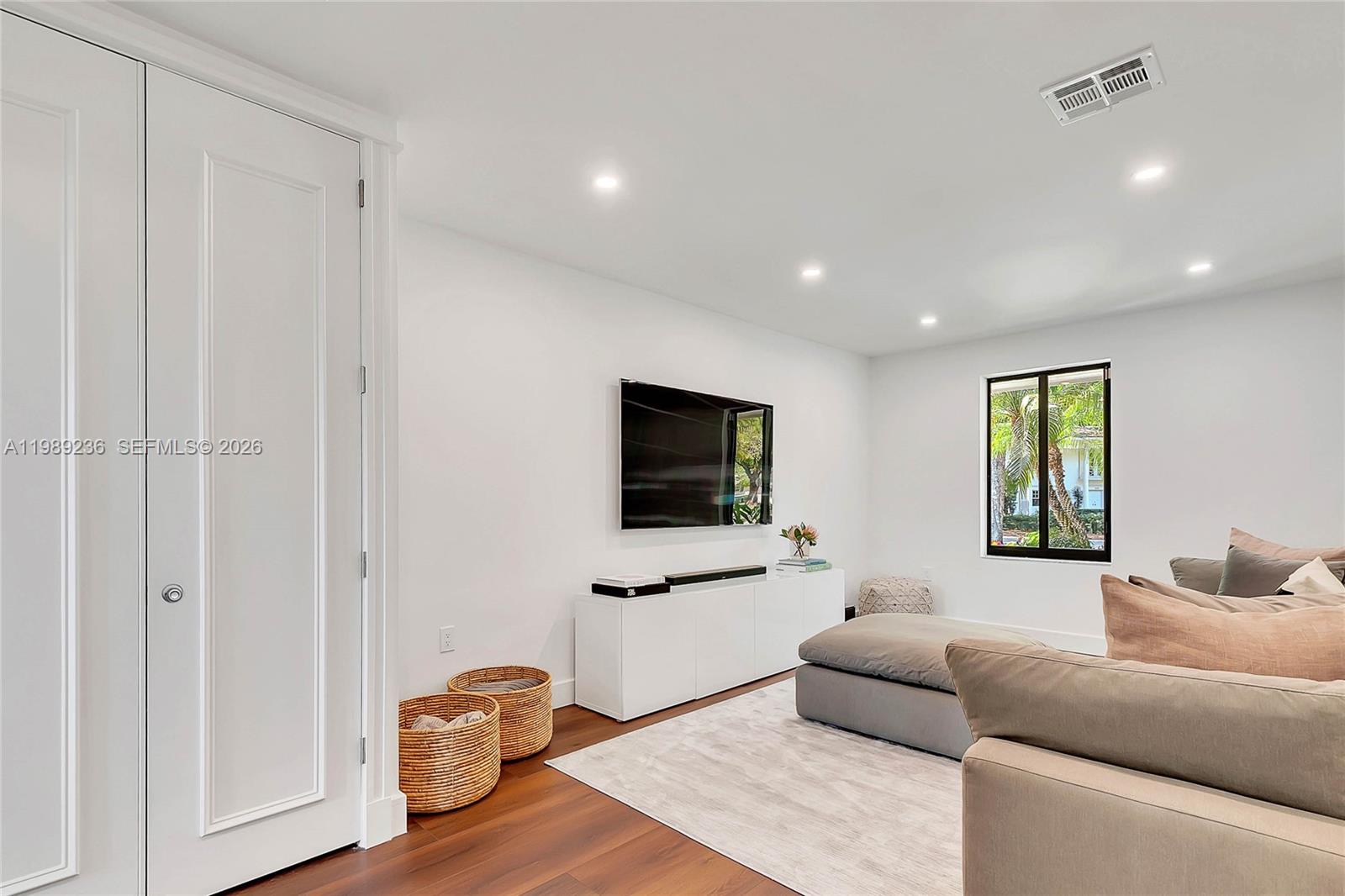 3425 Alhambra Cir, Coral Gables FL 33134