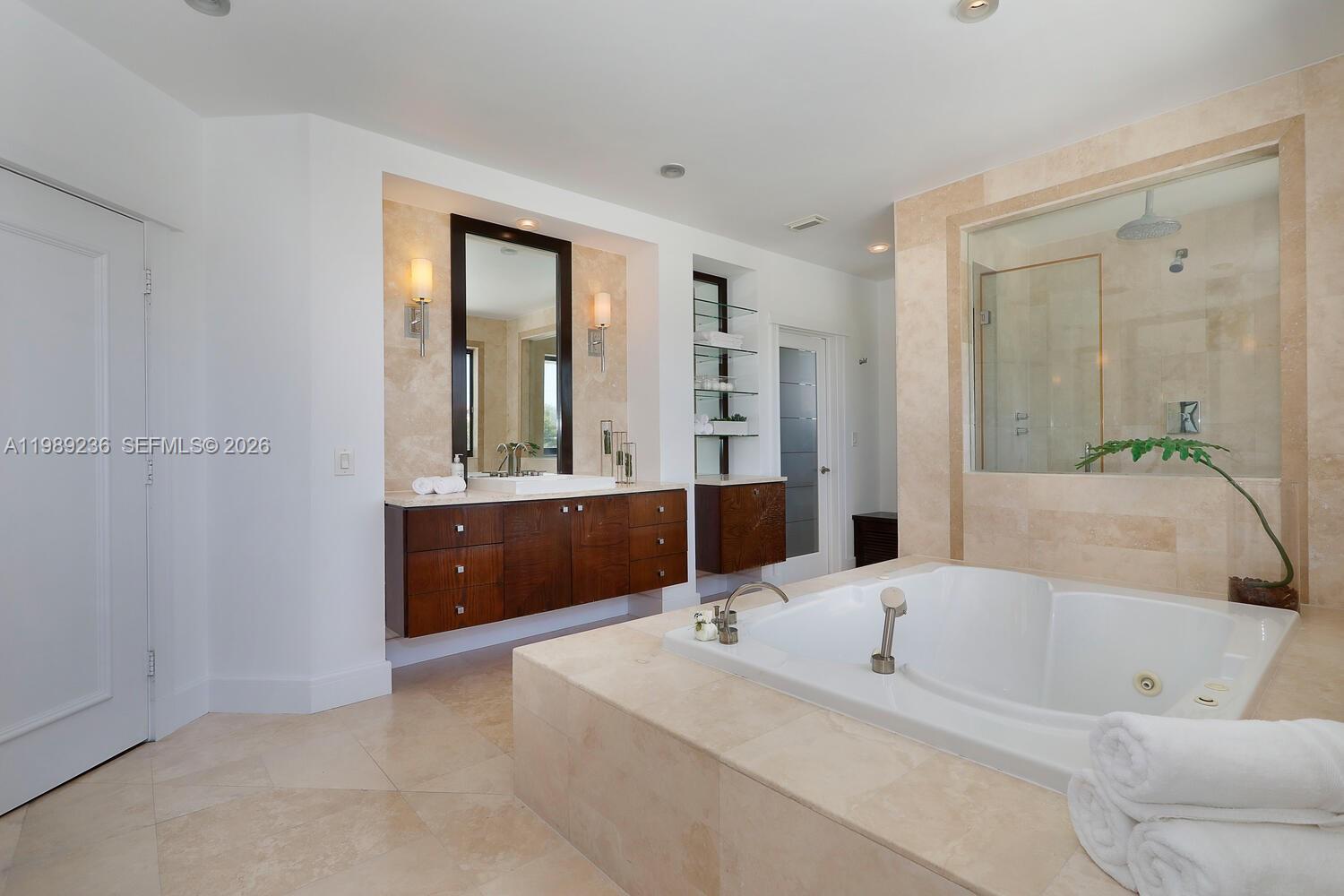 3425 Alhambra Cir, Coral Gables FL 33134