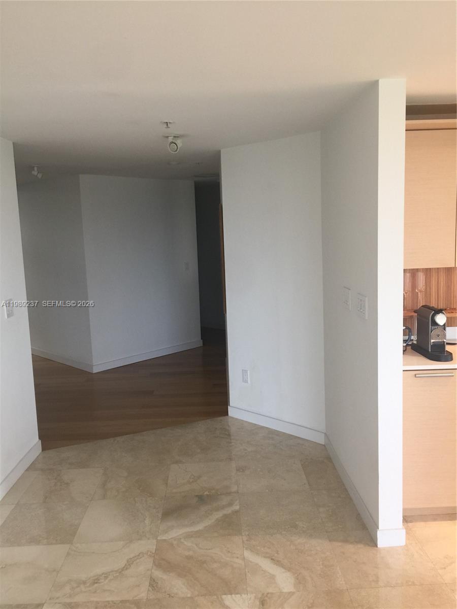 1 Century Ln #301, Miami Beach FL 33139