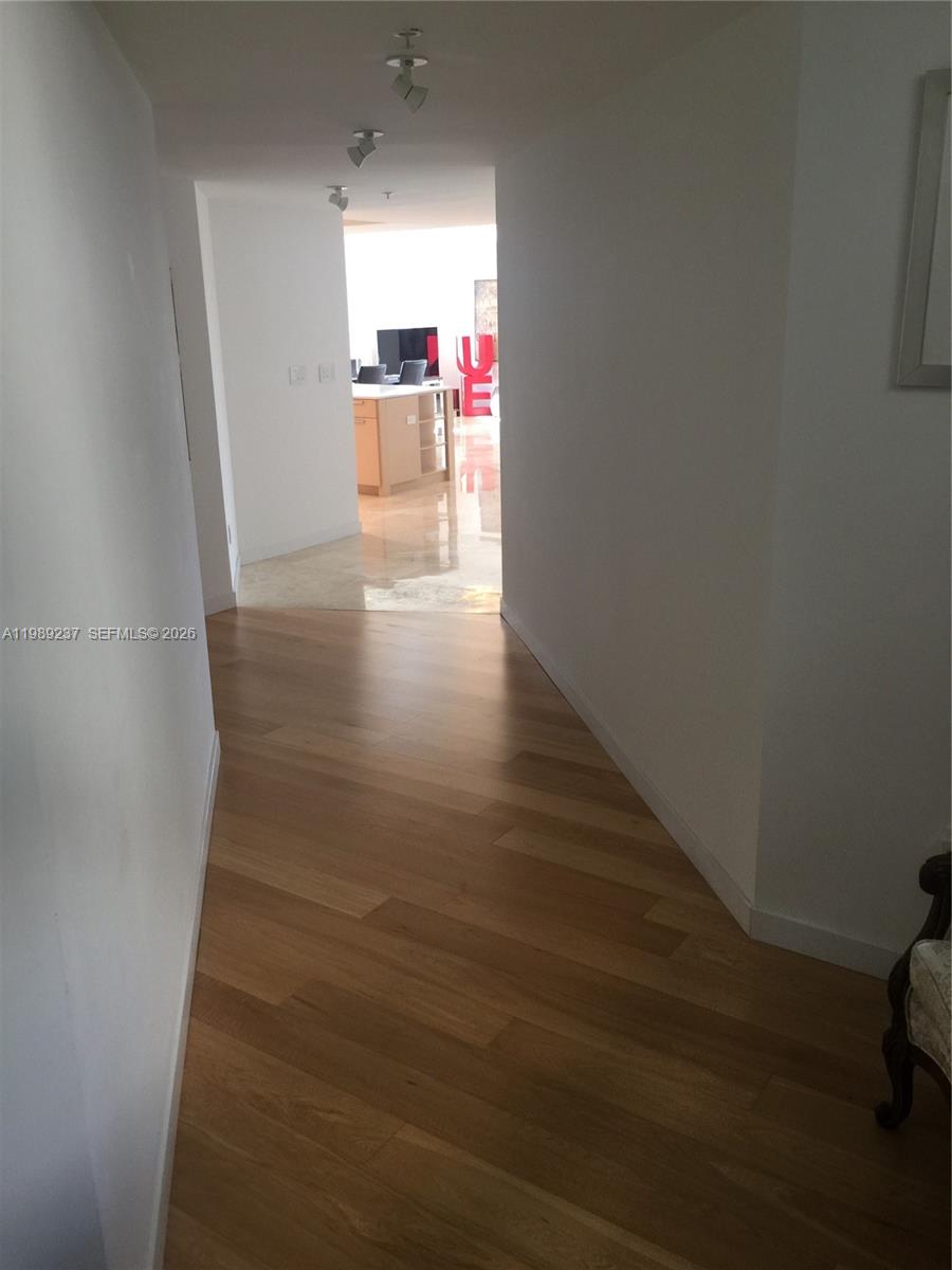 1 Century Ln #301, Miami Beach FL 33139