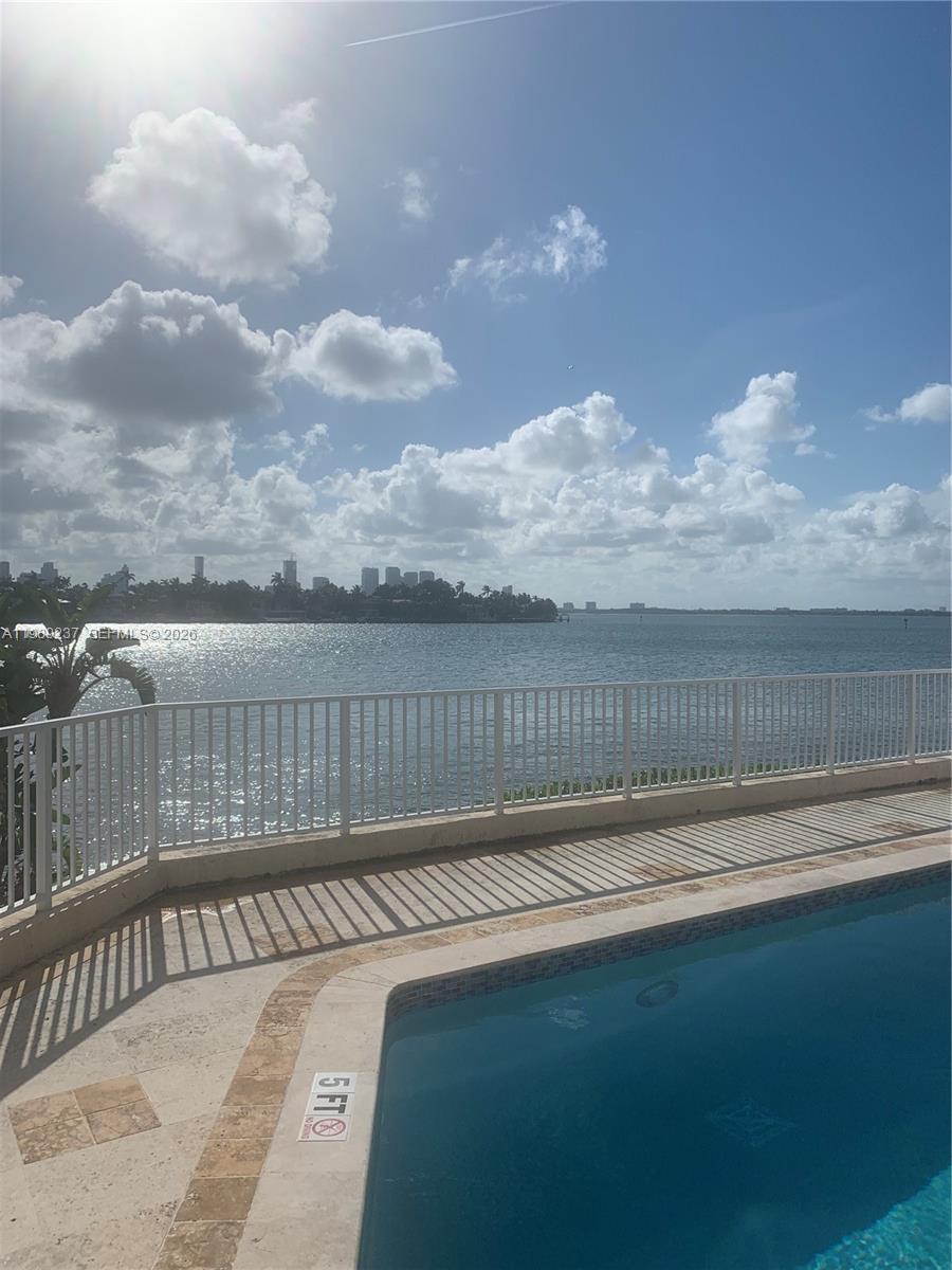 1 Century Ln #301, Miami Beach FL 33139