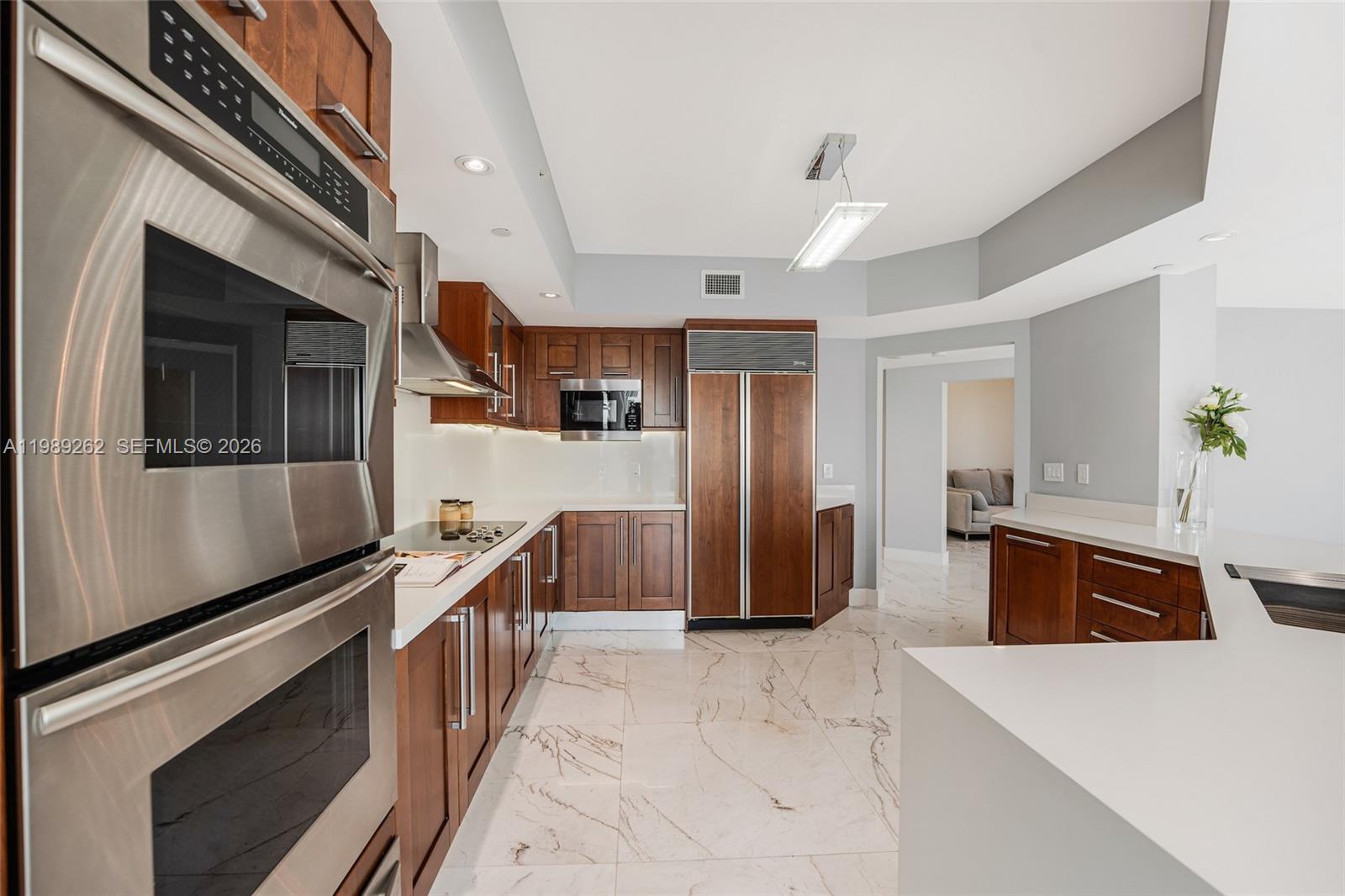 3301 NE 183rd St #1601, Aventura FL 33160
