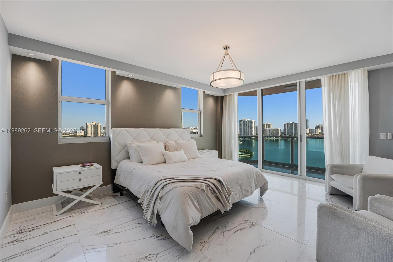3301 NE 183rd St #1601, Aventura FL 33160
