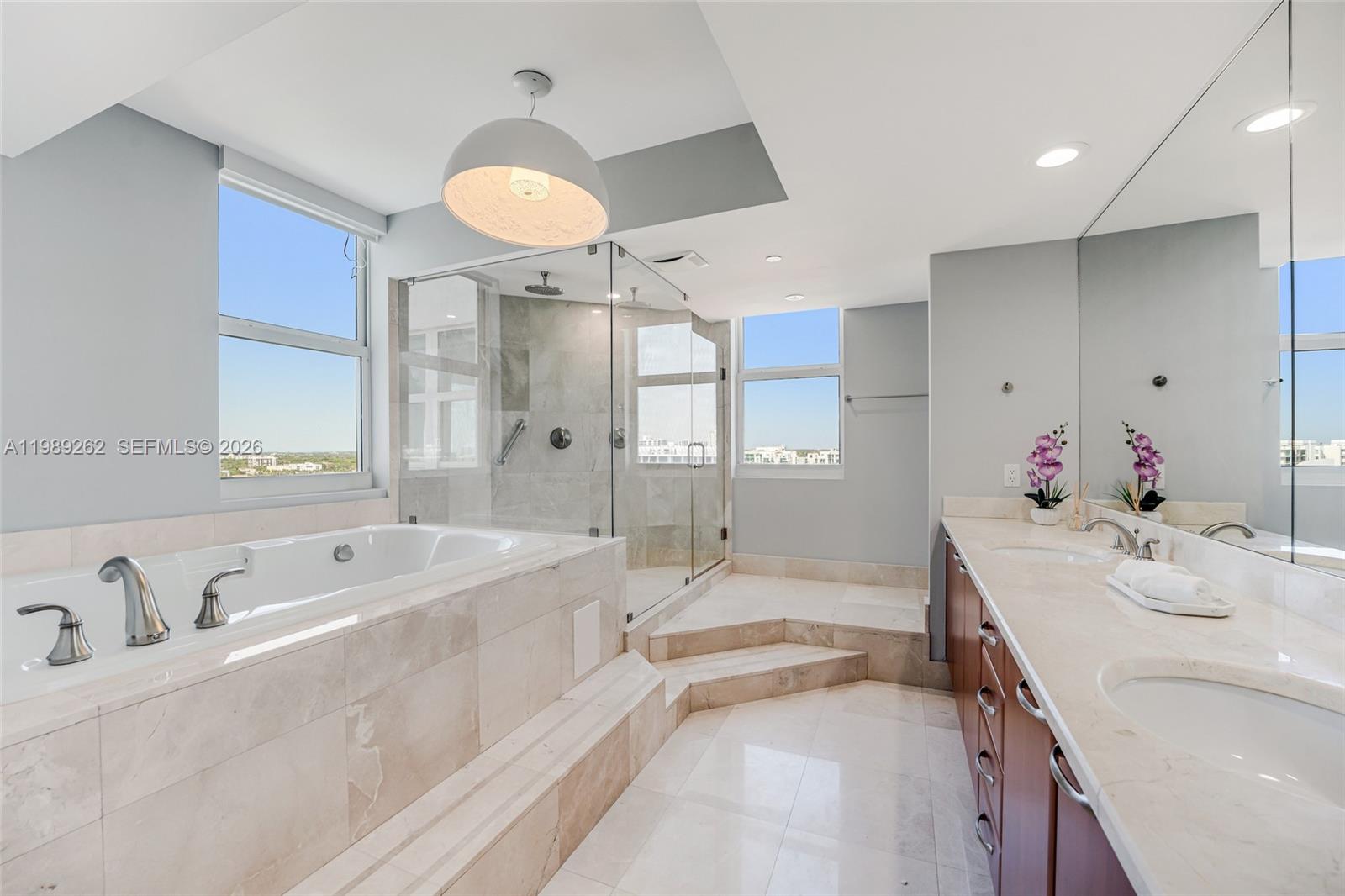 3301 NE 183rd St #1601, Aventura FL 33160