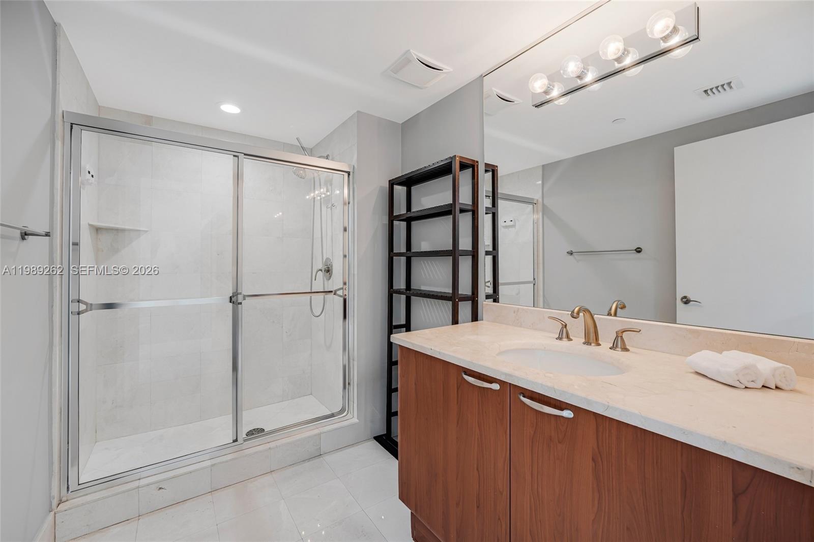 3301 NE 183rd St #1601, Aventura FL 33160