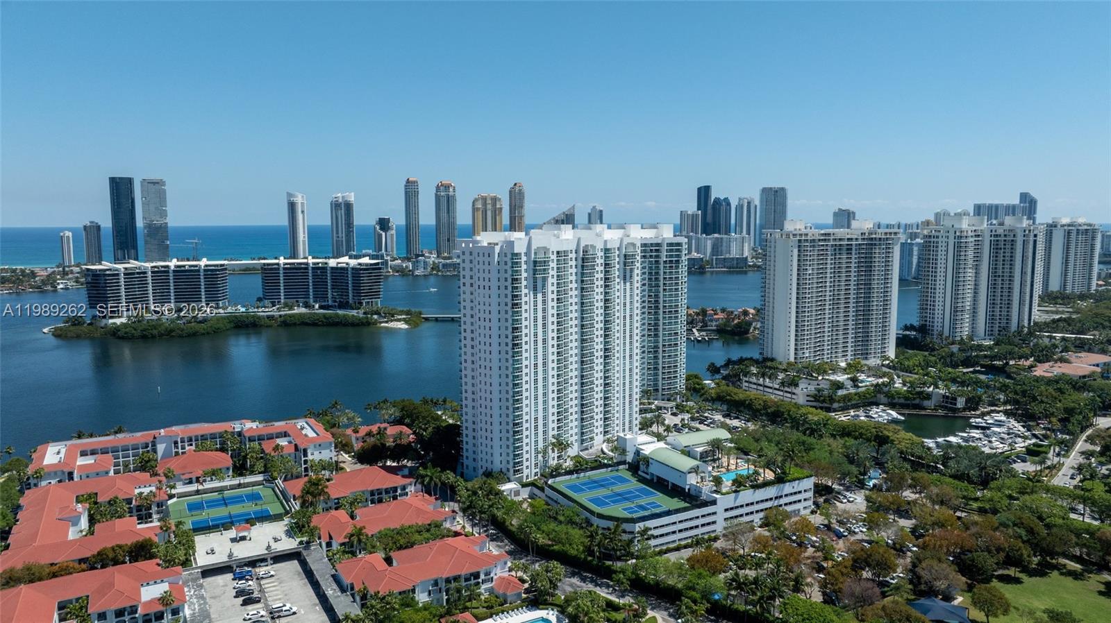 3301 NE 183rd St #1601, Aventura FL 33160