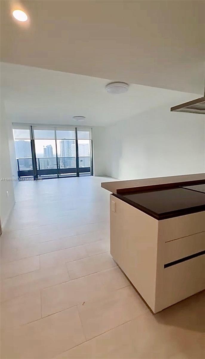 1000 brickell plz #2008, Miami FL 33131