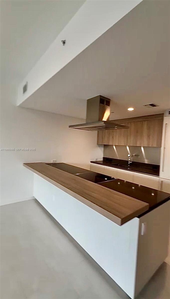1000 brickell plz #2008, Miami FL 33131