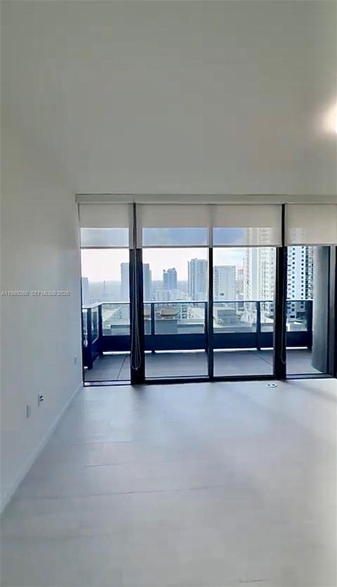 1000 brickell plz #2008, Miami FL 33131