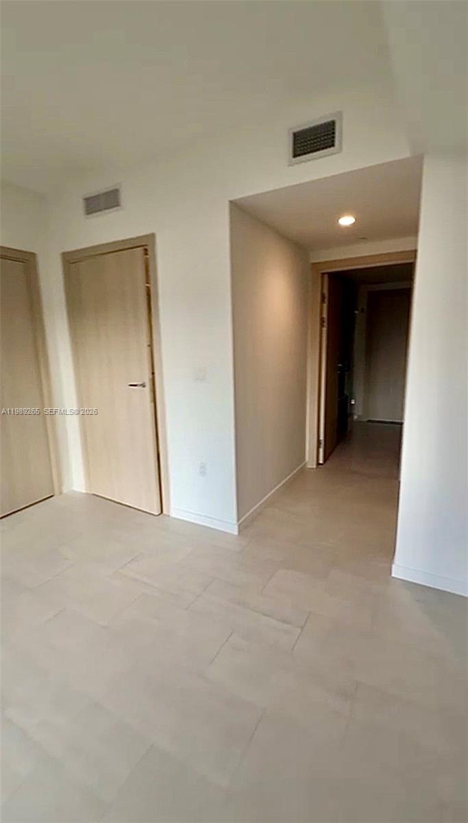1000 brickell plz #2008, Miami FL 33131