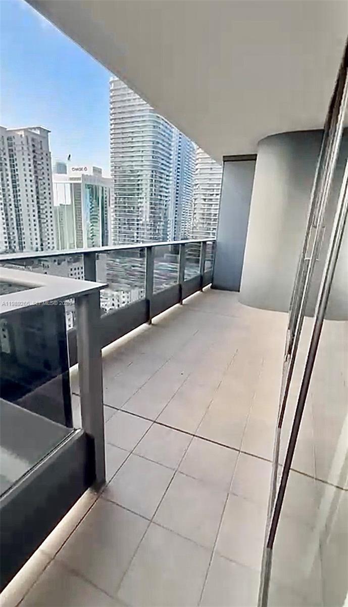 1000 brickell plz #2008, Miami FL 33131