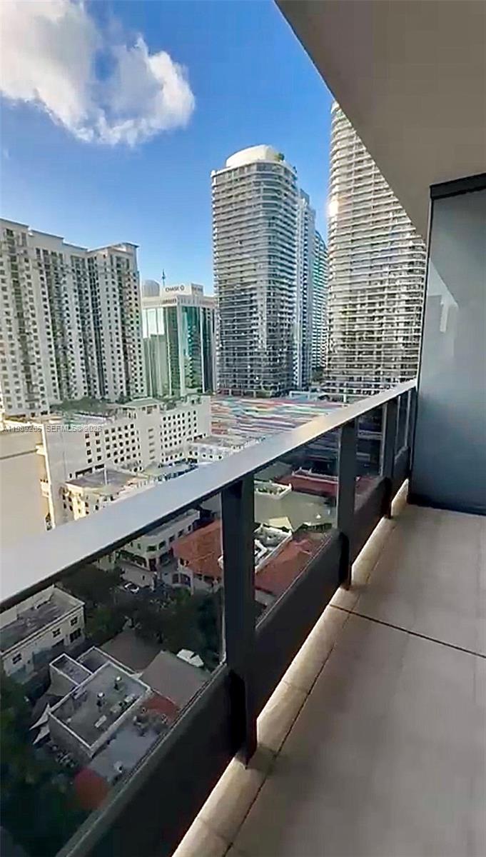 1000 brickell plz #2008, Miami FL 33131