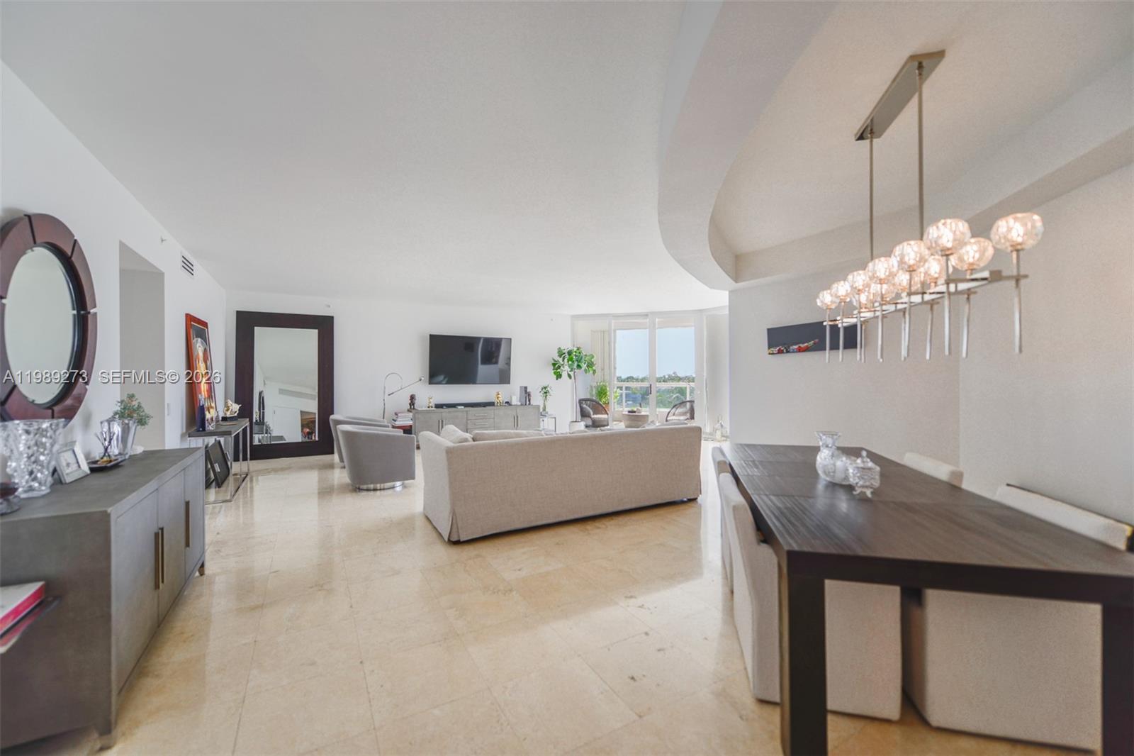 21050 Point Pl #702, Aventura FL 33180
