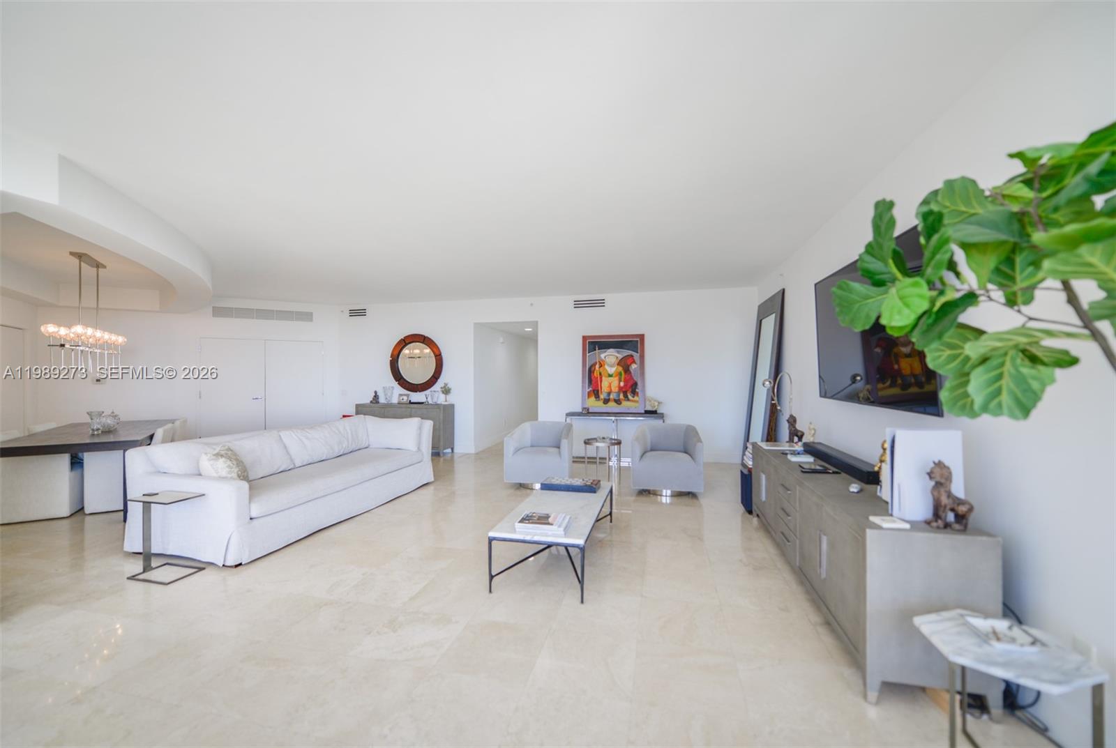 21050 Point Pl #702, Aventura FL 33180