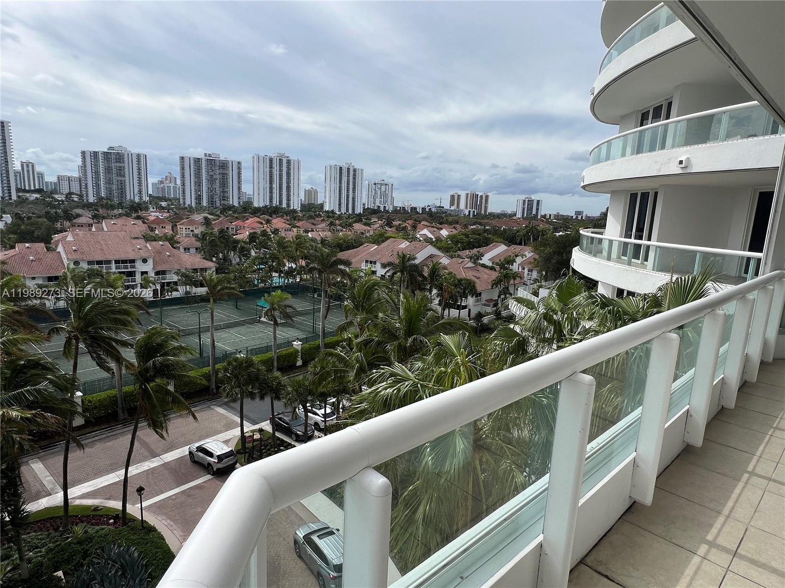 21050 Point Pl #702, Aventura FL 33180