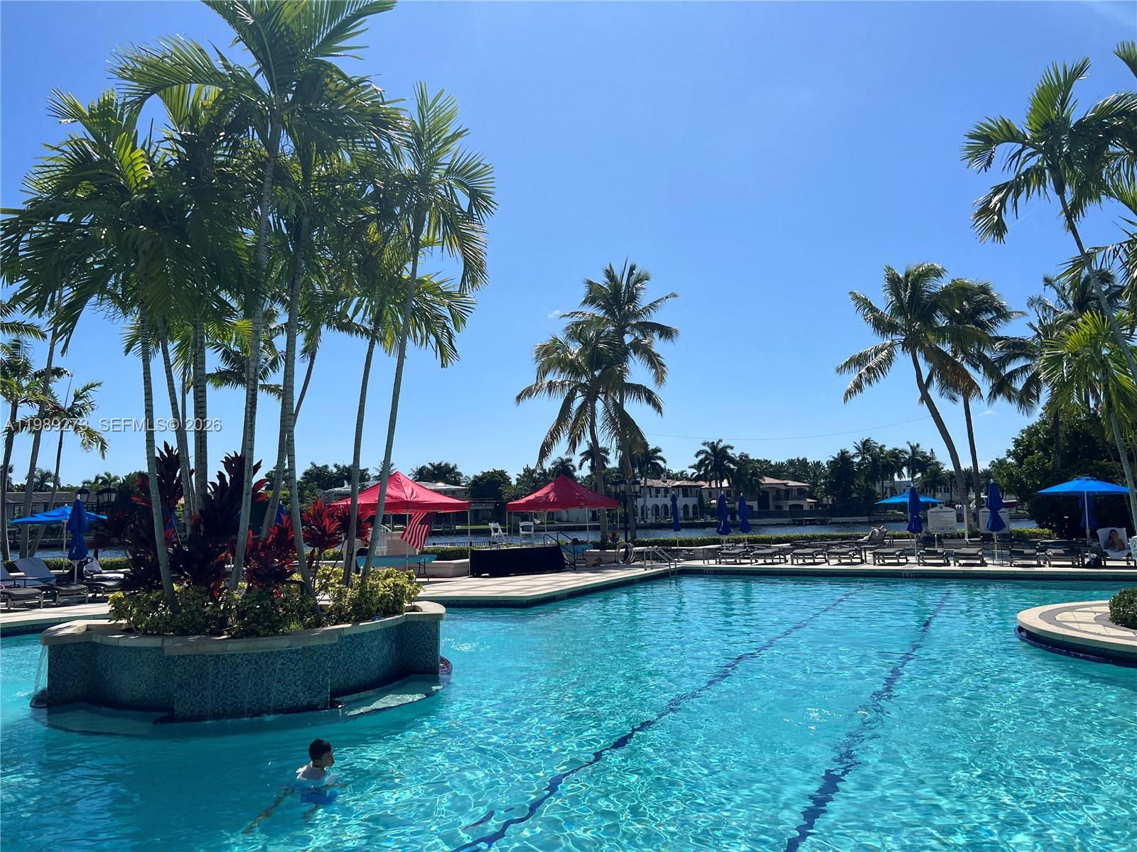 21050 Point Pl #702, Aventura FL 33180