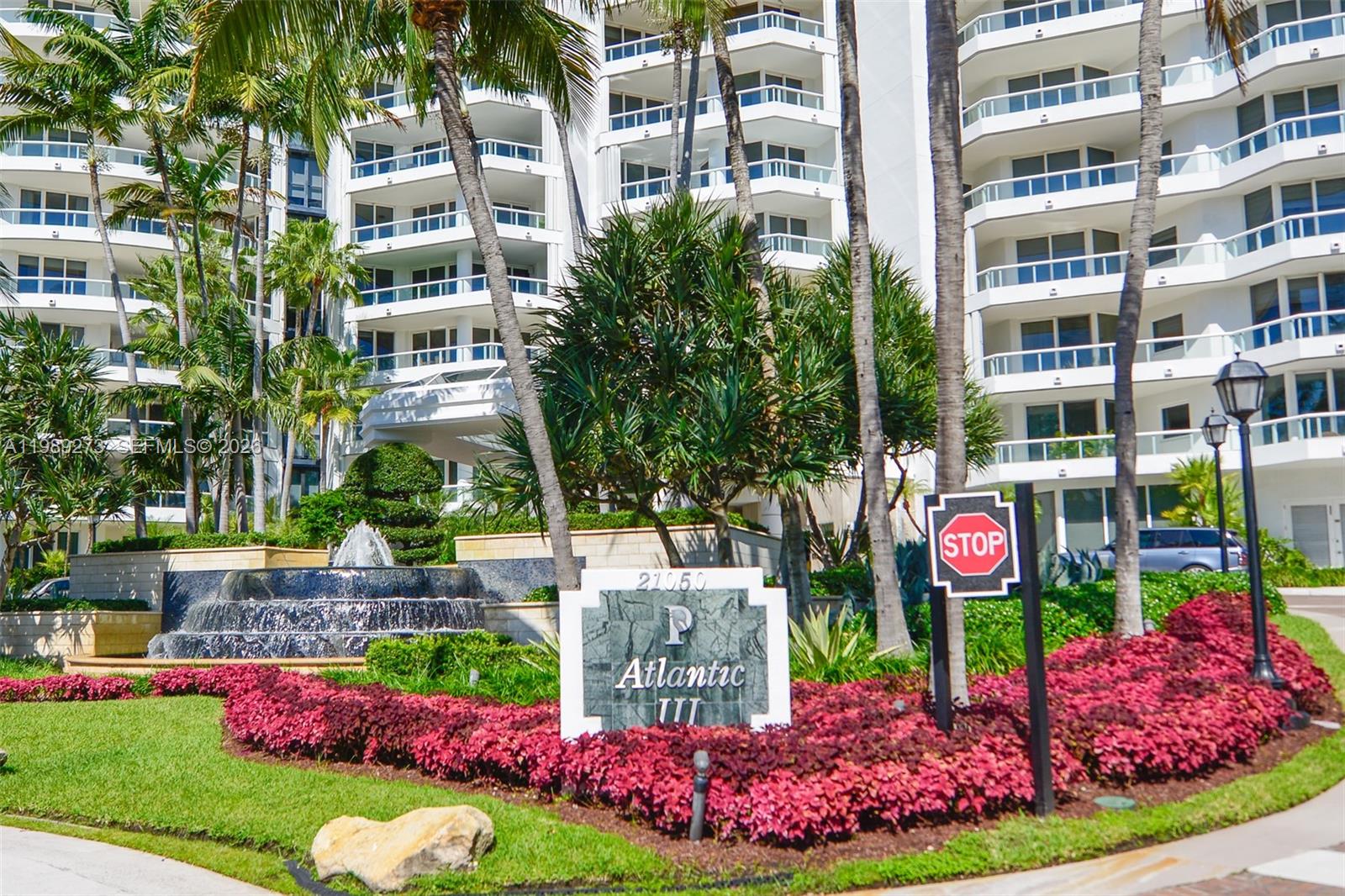 21050 Point Pl #702, Aventura FL 33180