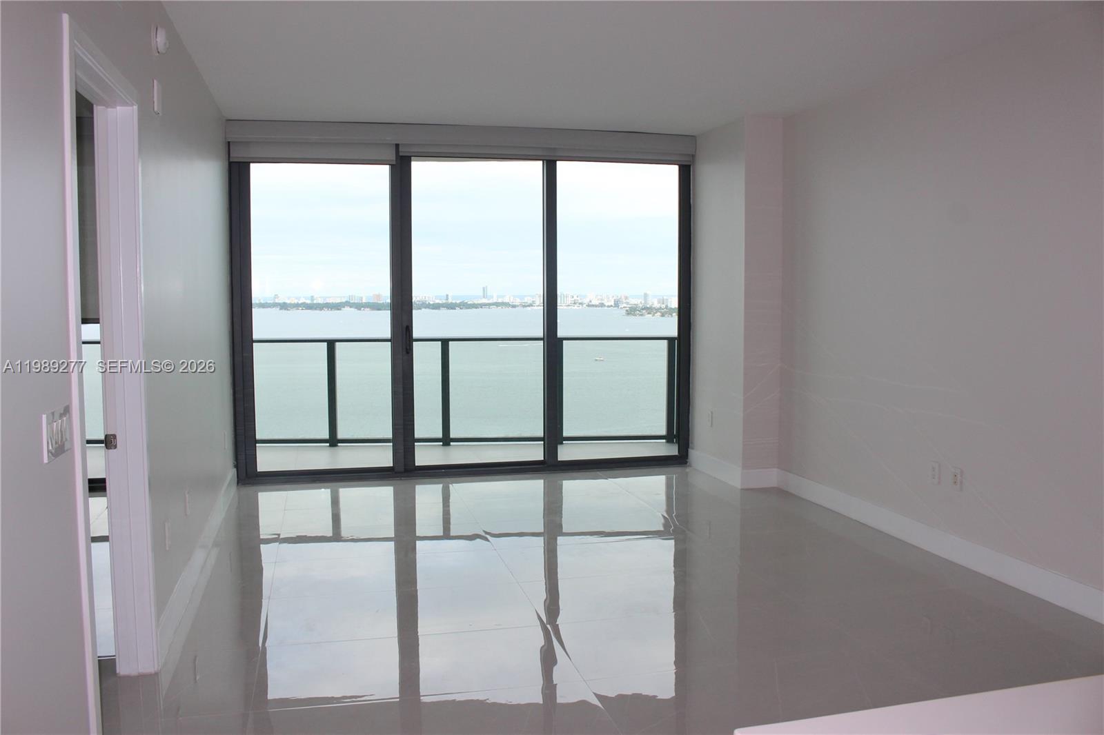 460 NE 28th St #2705, Miami FL 33137
