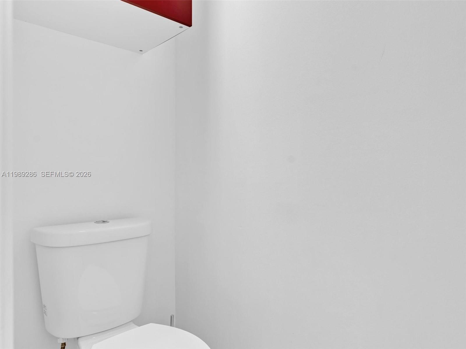 90 SW 3rd St #2013, Miami FL 33130