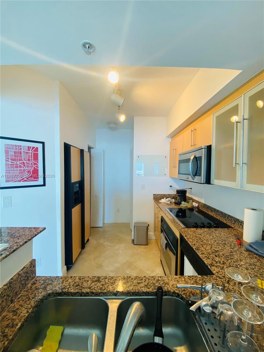 325 S Biscayne Blvd #2126, Miami FL 33131