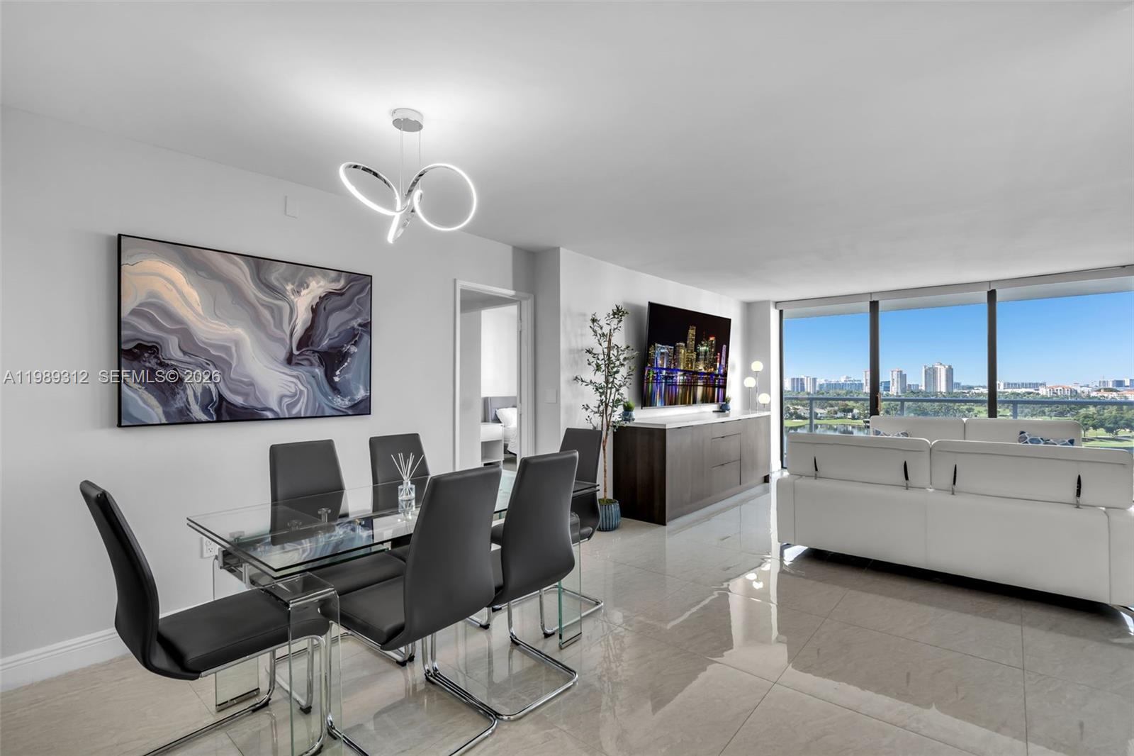 3731 N Country Club Dr #1427, Aventura FL 33180