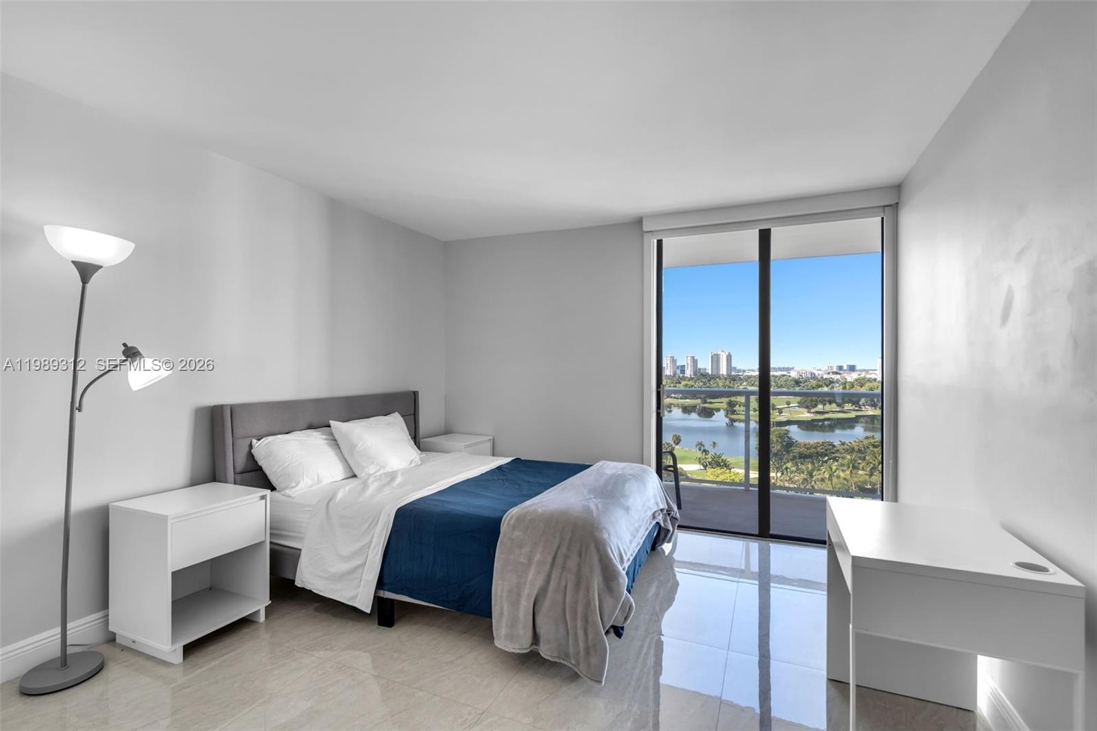 3731 N Country Club Dr #1427, Aventura FL 33180