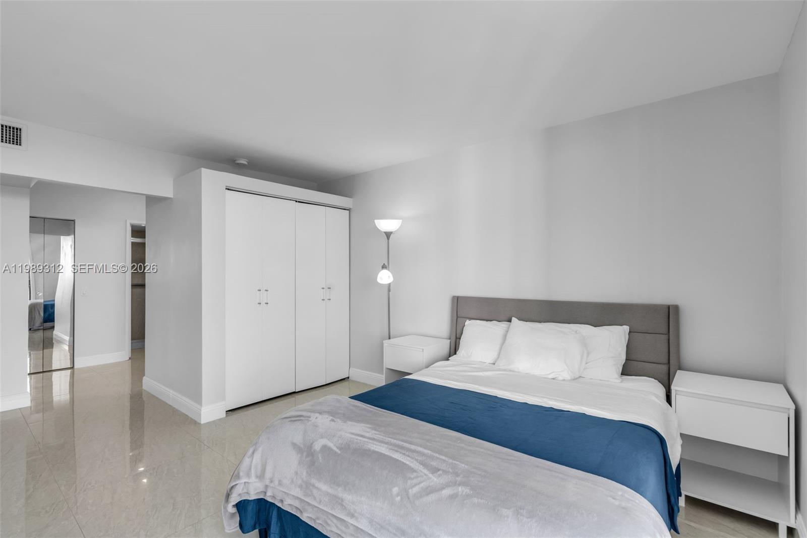 3731 N Country Club Dr #1427, Aventura FL 33180
