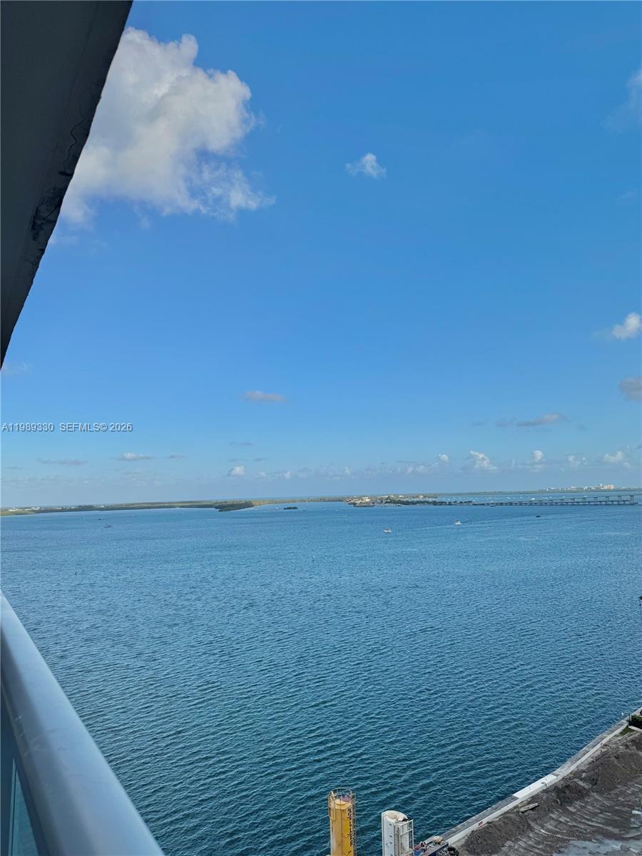 1155 Brickell Bay Dr #1705, Miami FL 33131