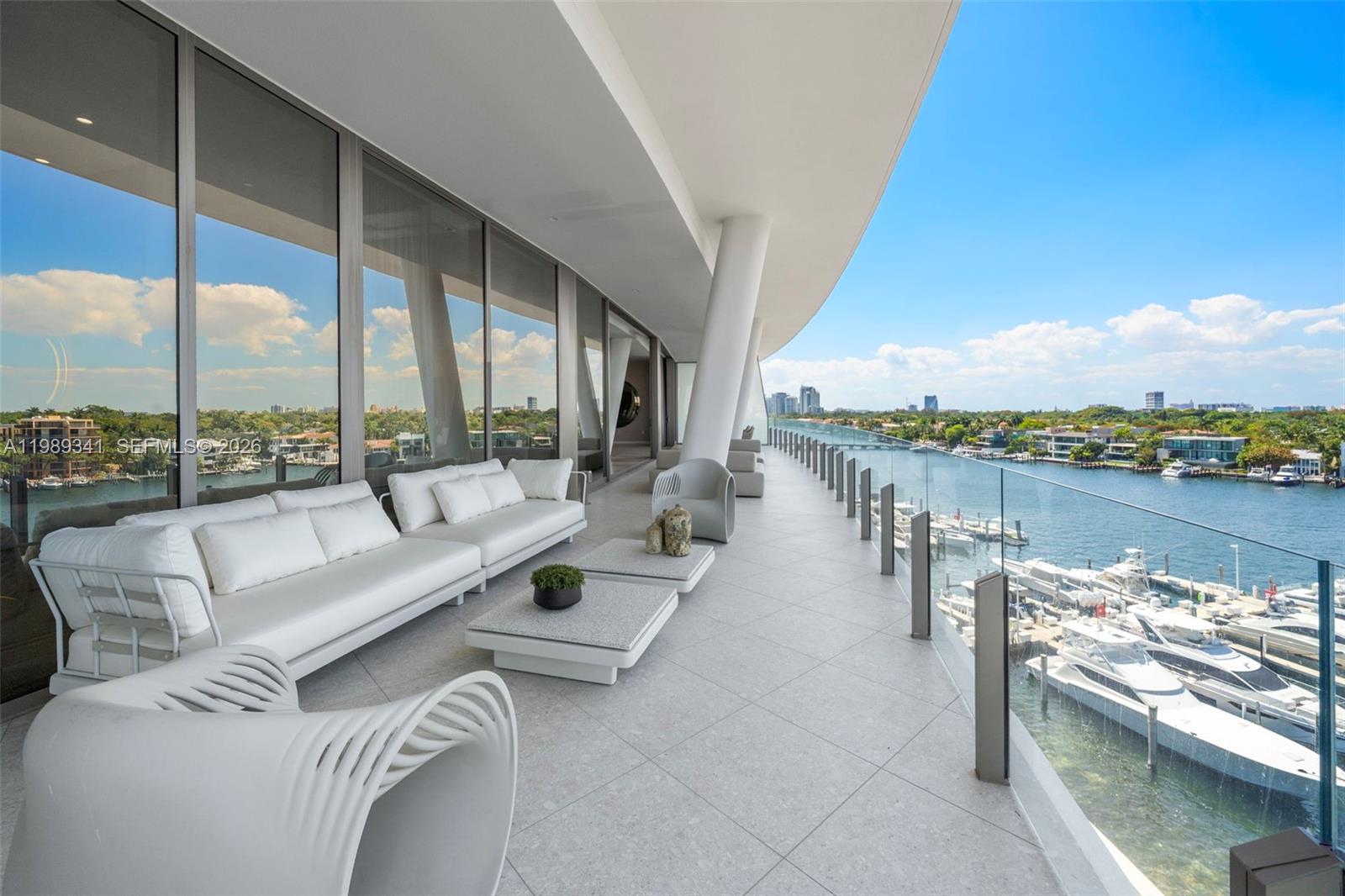 5 Grove Isle Dr #PHS01, Coconut Grove FL 33131
