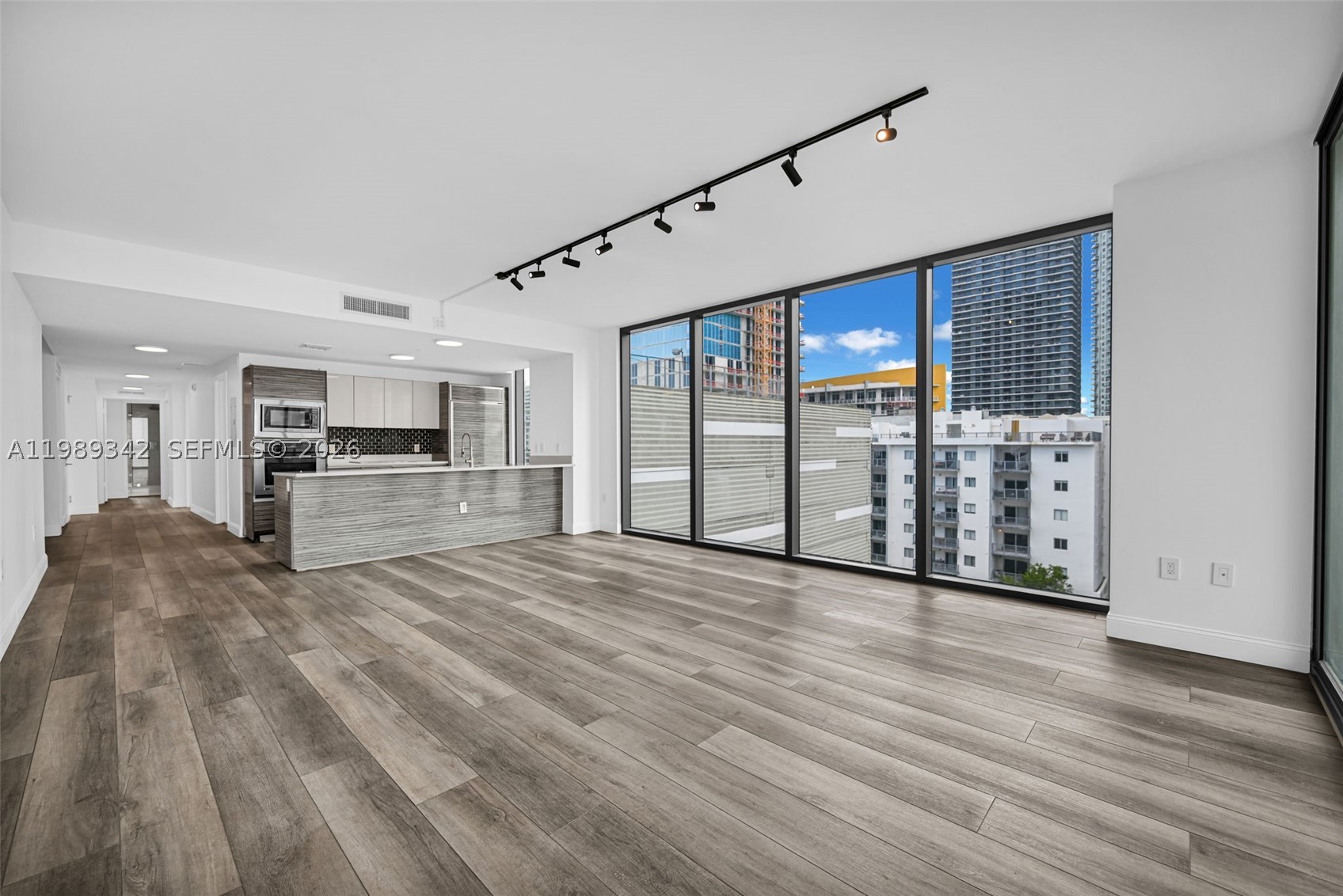 460 NE 28th St #601, Miami FL 33137