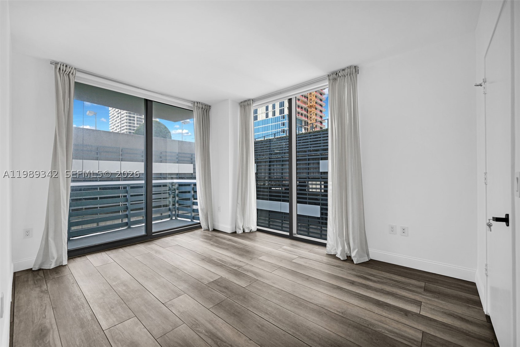 460 NE 28th St #601, Miami FL 33137