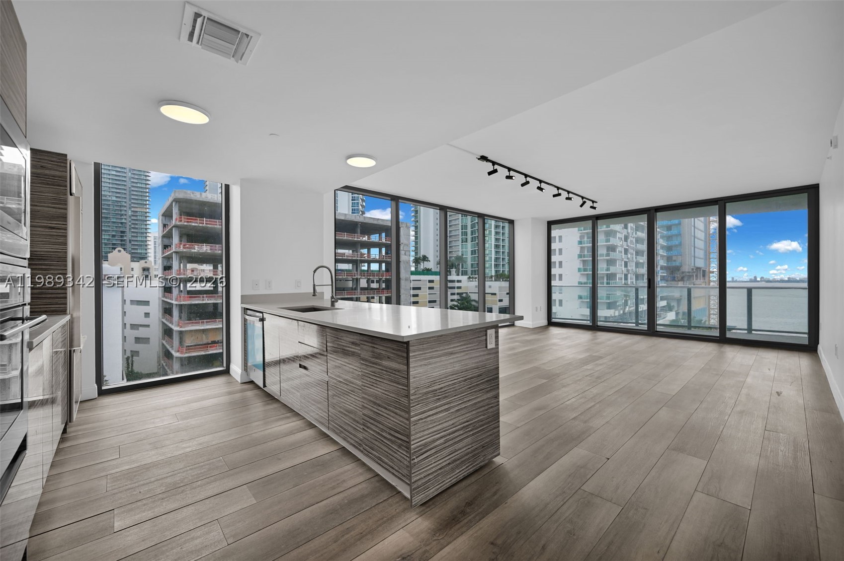 460 NE 28th St #601, Miami FL 33137